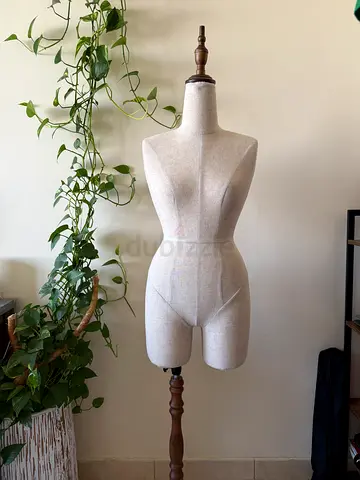 Elegant Fabric Dress Form Mannequin for Tailoring