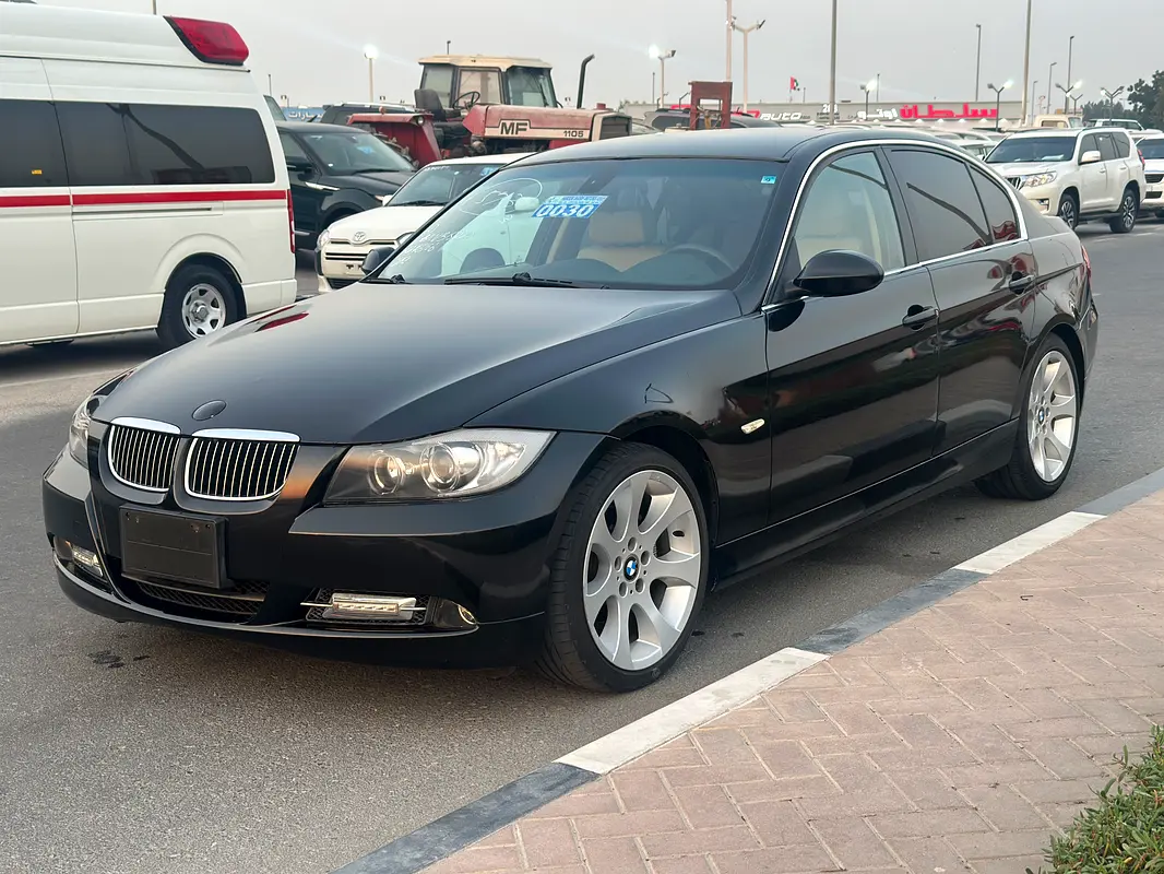 BMW 3-Series 2006 — photo 1 of 20