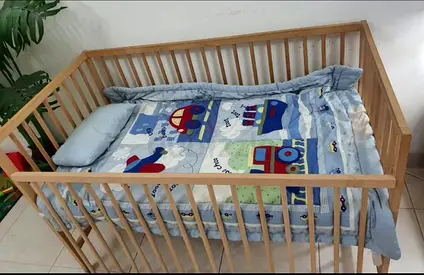 Baby crib سرير بيبي