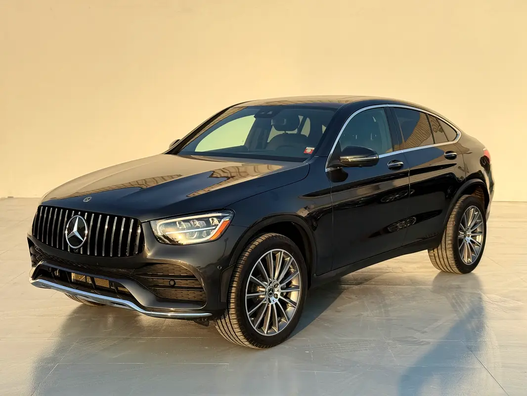 Mercedes-Benz GLC Coupe 2023 — photo 1 of 20
