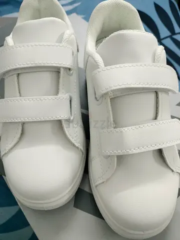 Brand New Crossbow White Velcro Sneakers for Kids.