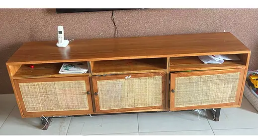 ابوظبي الروضة بالقرب من منطقة السفارات