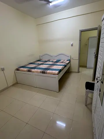 FO INDIAN COUPLE’S FULLY FURNISHED ROOM AVAILABLE near ADCB METRO Exit-1 – KARAMA