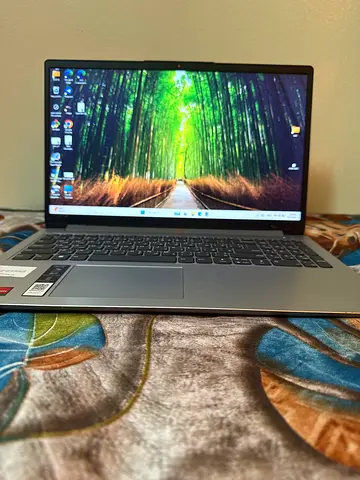 High-Performance Laptop for Sale - Great Condition!