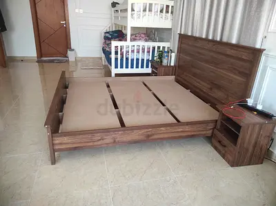 Elegant Wooden Bed Set with 2 Nightstand and Dressing table...Brand new