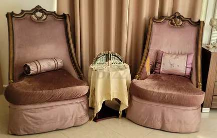 Elegant Vintage Seating Set with Intricate Detailing
