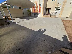 Like new 6 bedroom villa big Majlis maid room 4 master room parking near beach just 120k