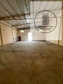 For Rent – ​​Spacious 5,700 sq ft Warehouse with Mezzanine in a Prime Location in Umm Al Quwai