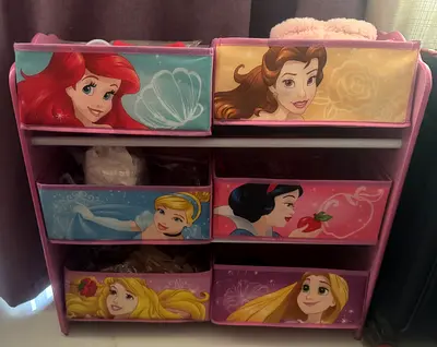 Disney princess toy organizer