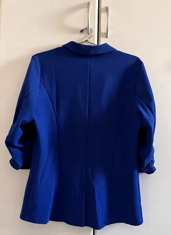 Elegant Bright Blue Blazer for Women