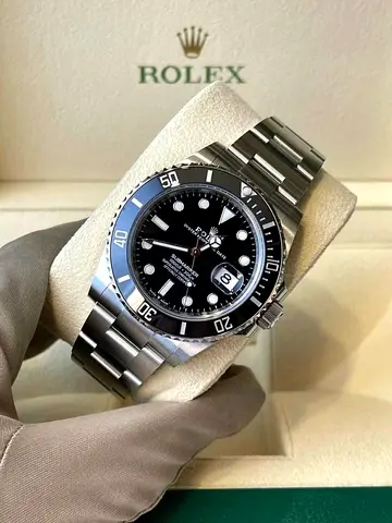 Authentic Rolex Submariner - Classic Dive Watch