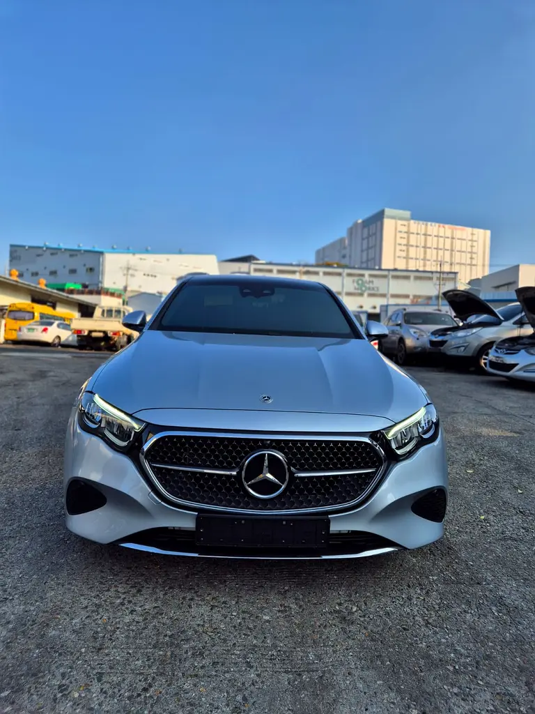 E 200