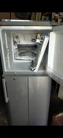 Refrigerator || Freezer || Chiller Repairing Services 24/7 all over Dubai.