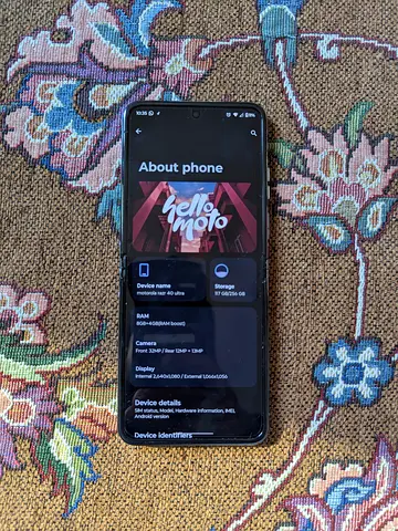 Motorola Razr 40 ultra 256gb flip phone