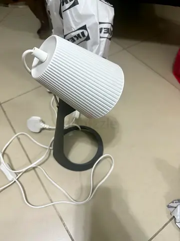 Lamp for 25 dhs only