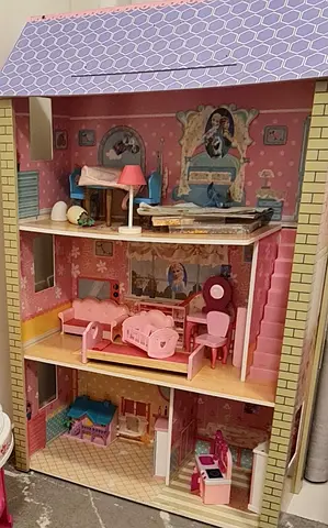 Barbie house