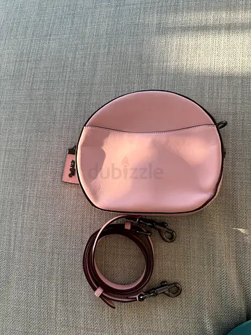 Coach Canteen in Glovetanned Leather on Pink Crossbody Bag limited edition