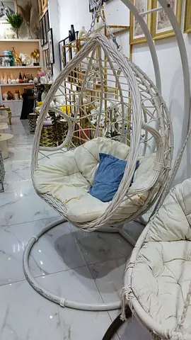 Cozy Hanging Egg Chair for Relaxation