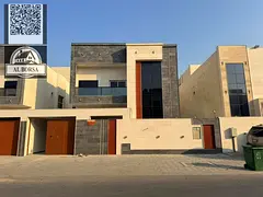 For sale in Al-Amrah: a villa with 5 master bedrooms, a majlis (formal sitting room), a spacious kit
