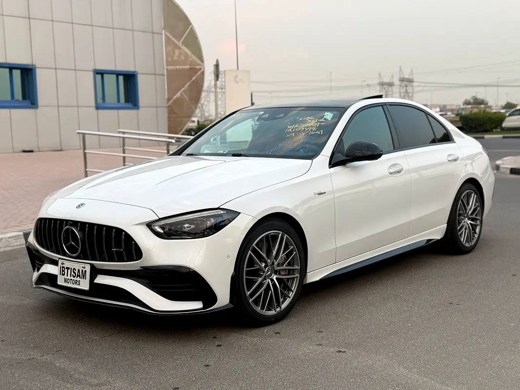 Mercedes-Benz C-Class 2023 — photo 1 of 13