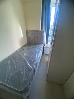 Private room available in JLT for 1700