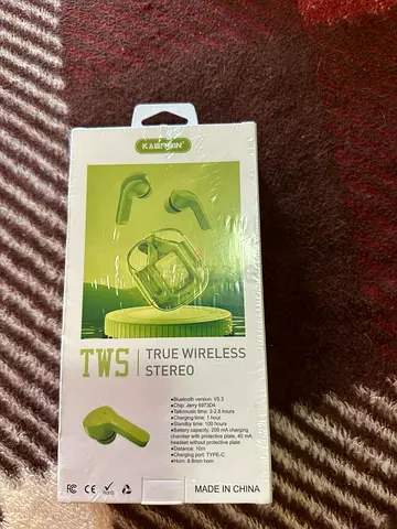 Wireless Stereo Earbuds - Comfortable and Convenient!