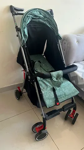 Bybeo stroller with reversible handle