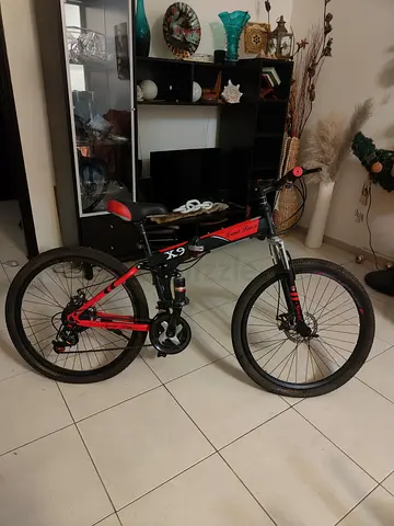 X9 Mountain Bike in Great Condition