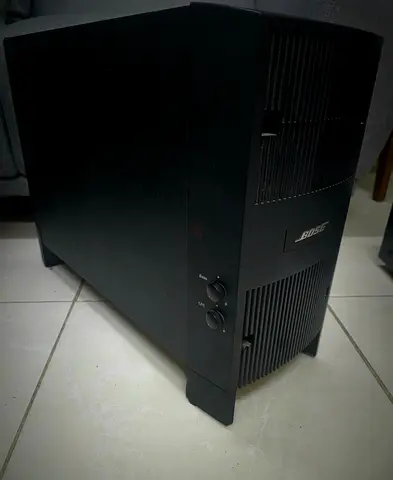 Bose Acoustismass 6 III, with 5 box cube speakers