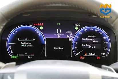 صورة 13 لـ 2025 Toyota CAMRY