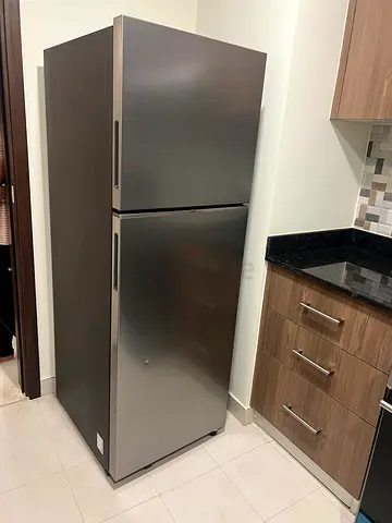 Samsung 345L net Capacity T style Refrigerator