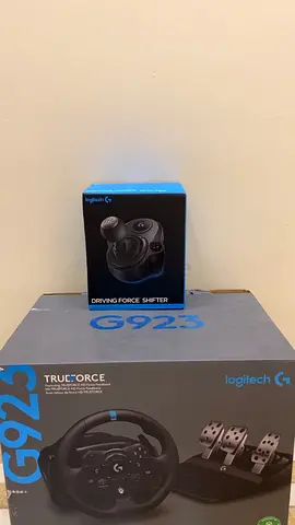 Logitech G923 Driving Force Racing Wheel with Shifter