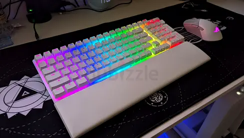 ASUS ROG Strix Scope II 96 Wireless Gaming Keyboard - Flawless condition - under one month of usage