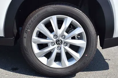 Toyota Innova, миниатюра 8