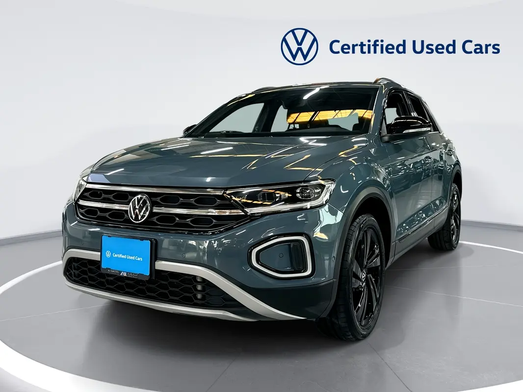 Volkswagen T-Roc 2024 — photo 1 of 13