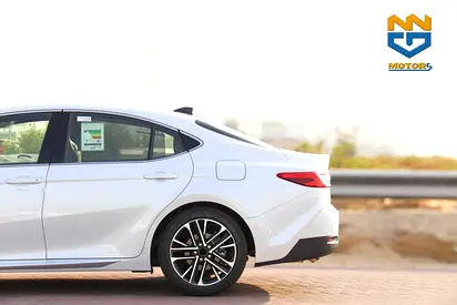 صورة 5 لـ 2025 Toyota CAMRY