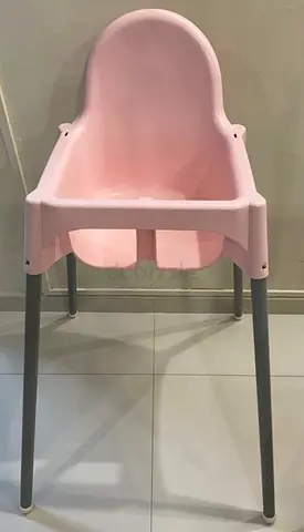 Ikea Pink High Chair - Perfect for Feeding Time!