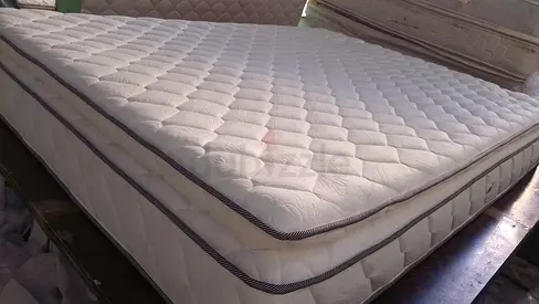 Spring mattress with pillow top high quality fabric stitching and good packing