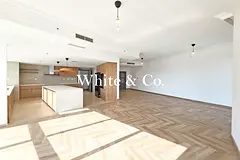 Fully Upgraded | Stunning | Luxury Living