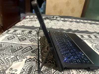 Sleek 2-in-1 Laptop with Touchscreen and Keyboard