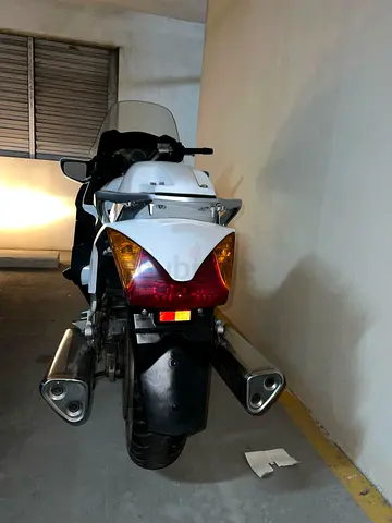 Honda st1300 bike