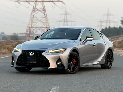 Lexus IS 300 Platinum 2022 - American Specs