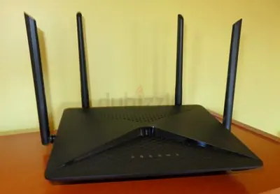 Router Wi-Fi AC1300 MU-MIMO
DIR-853/EE