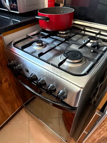 ariston range for immediate sale