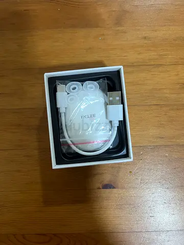 High-Quality Mobile Phone Earbuds brand new