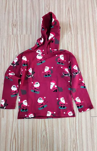 Brand new Christmas hoodie (6 to 8 years old)
