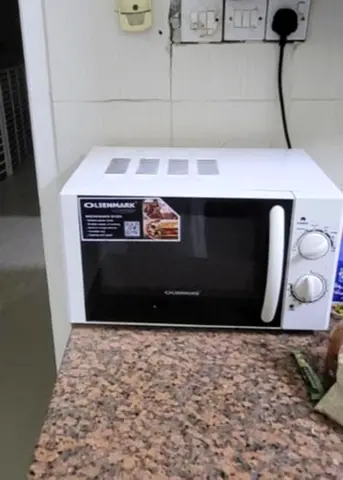 Olsenmark Microwave Oven in Great Condition