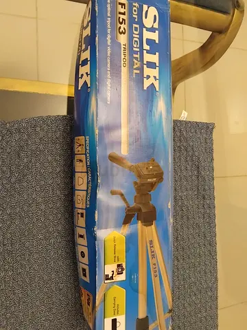 SLIK DIGITAL CAMERA TRIPOD