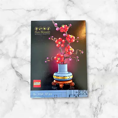 LEGO Icons Botanicals Plum Blossom Set 10369 – Lighting Deal