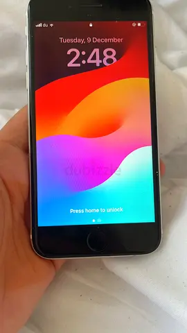 Selling my reliable Apple iPhone 7 with great battery life!